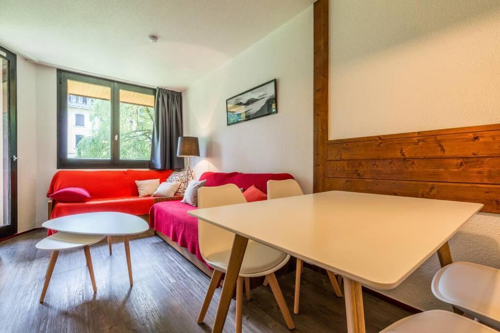 Au Coeur De Chamonix, Un Ecrin De Verdure Apartment ภายนอก รูปภาพ